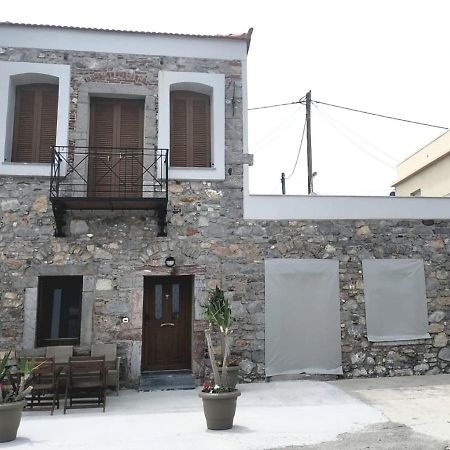 Two-Storey House In Kardamyla Mármaron Esterno foto