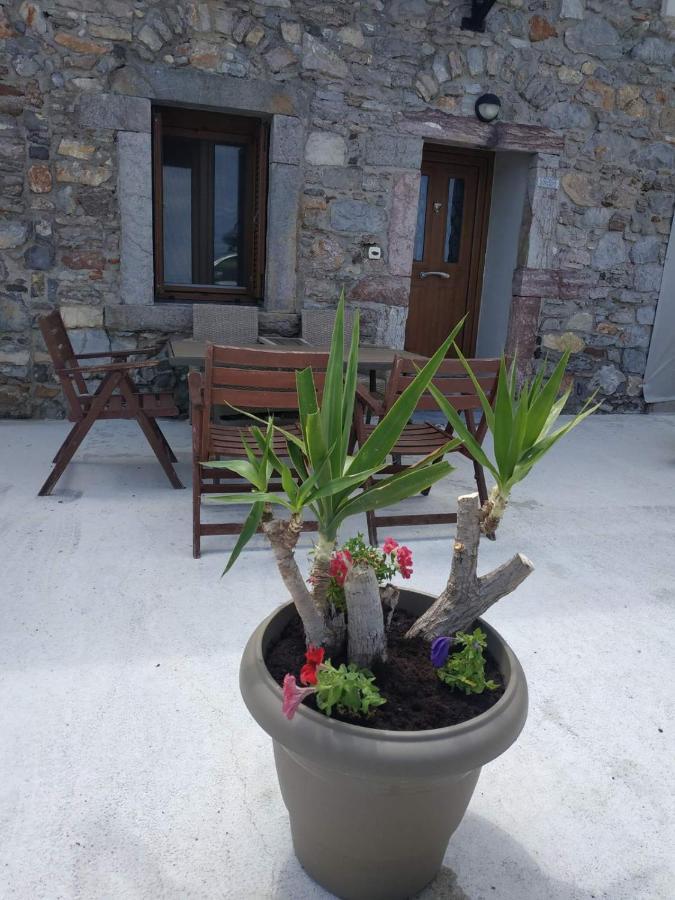 Two-Storey House In Kardamyla Mármaron Esterno foto
